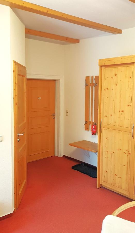 Villa Helvetia Bad Elster Bagian luar foto