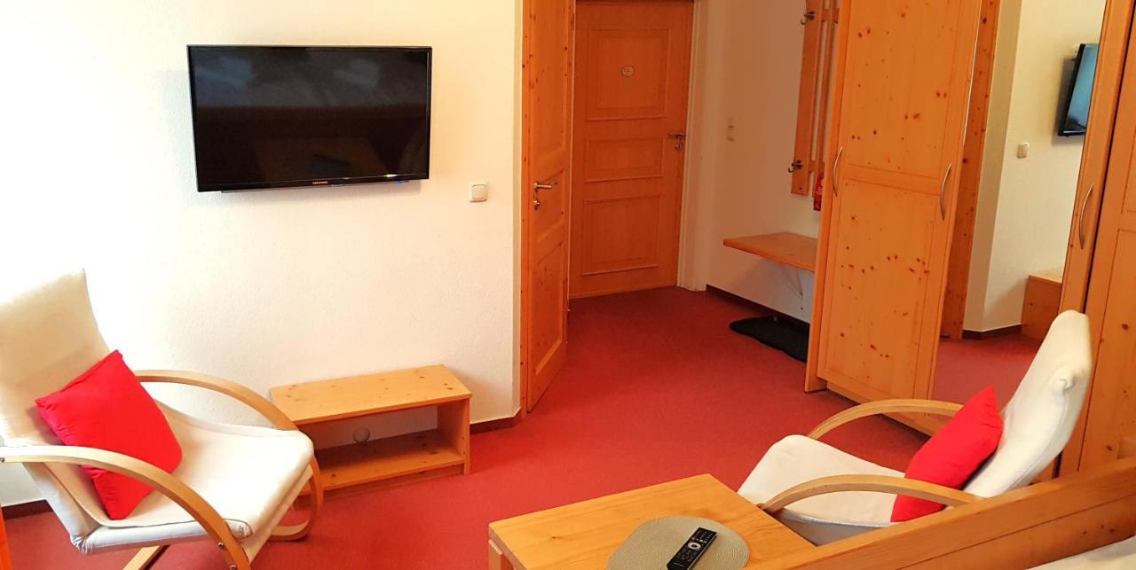 Villa Helvetia Bad Elster Bagian luar foto